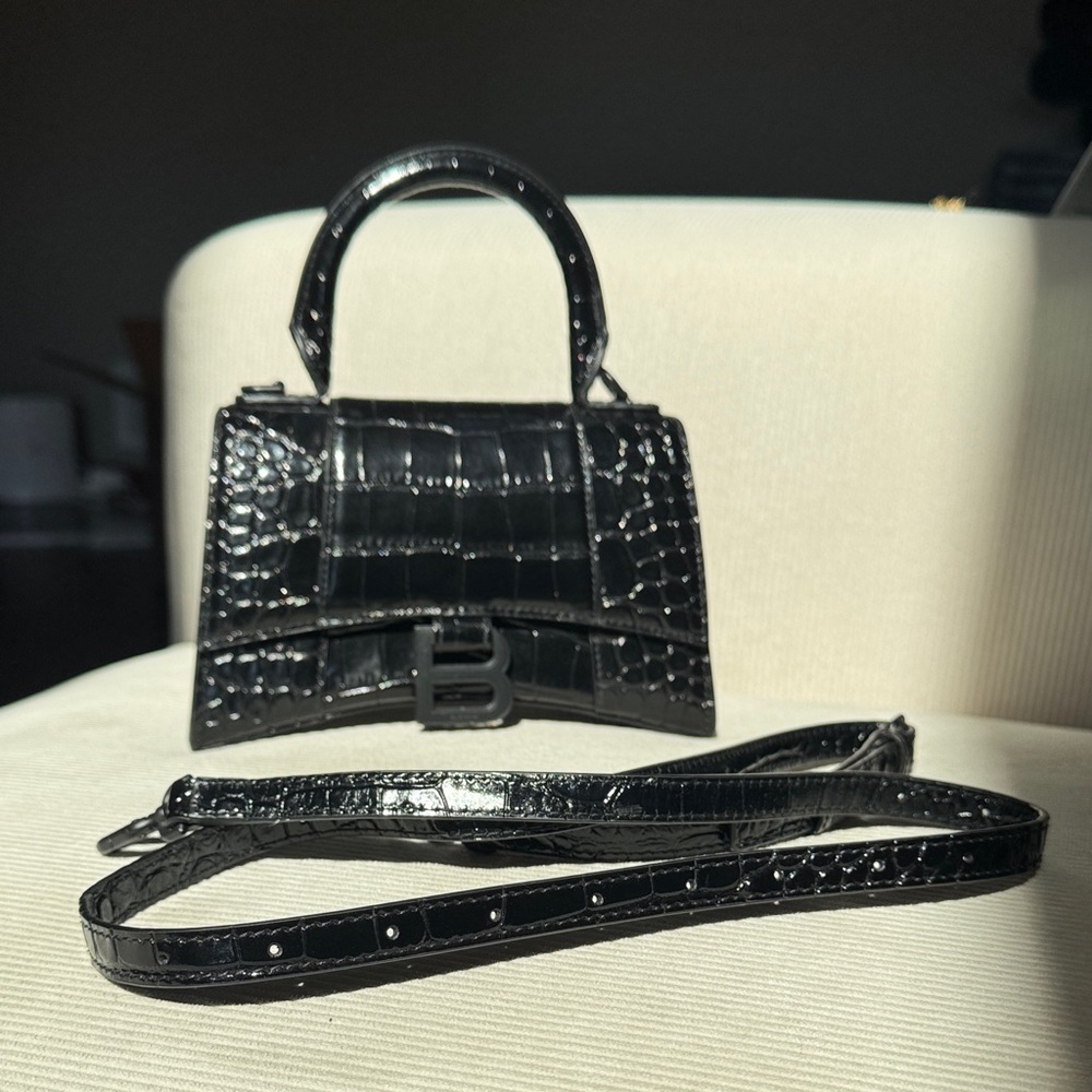 Balenciaga Hourglass
